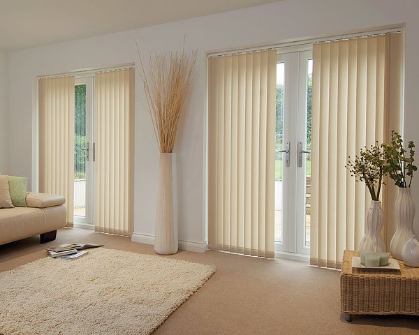 persiana-vertical-pvc-para-sala-lima-2022-casadecorperu